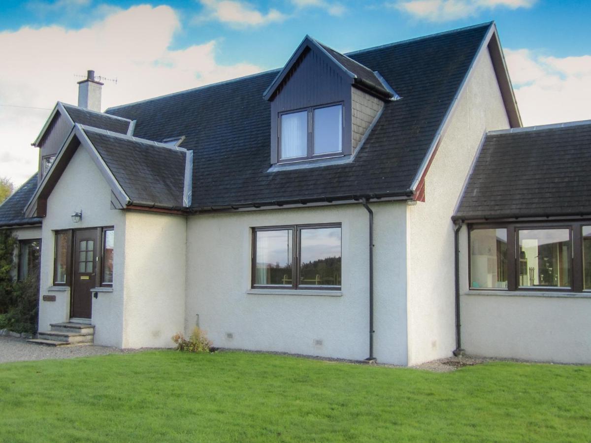 Corriemhor Beag Villa Cromdale Exterior photo